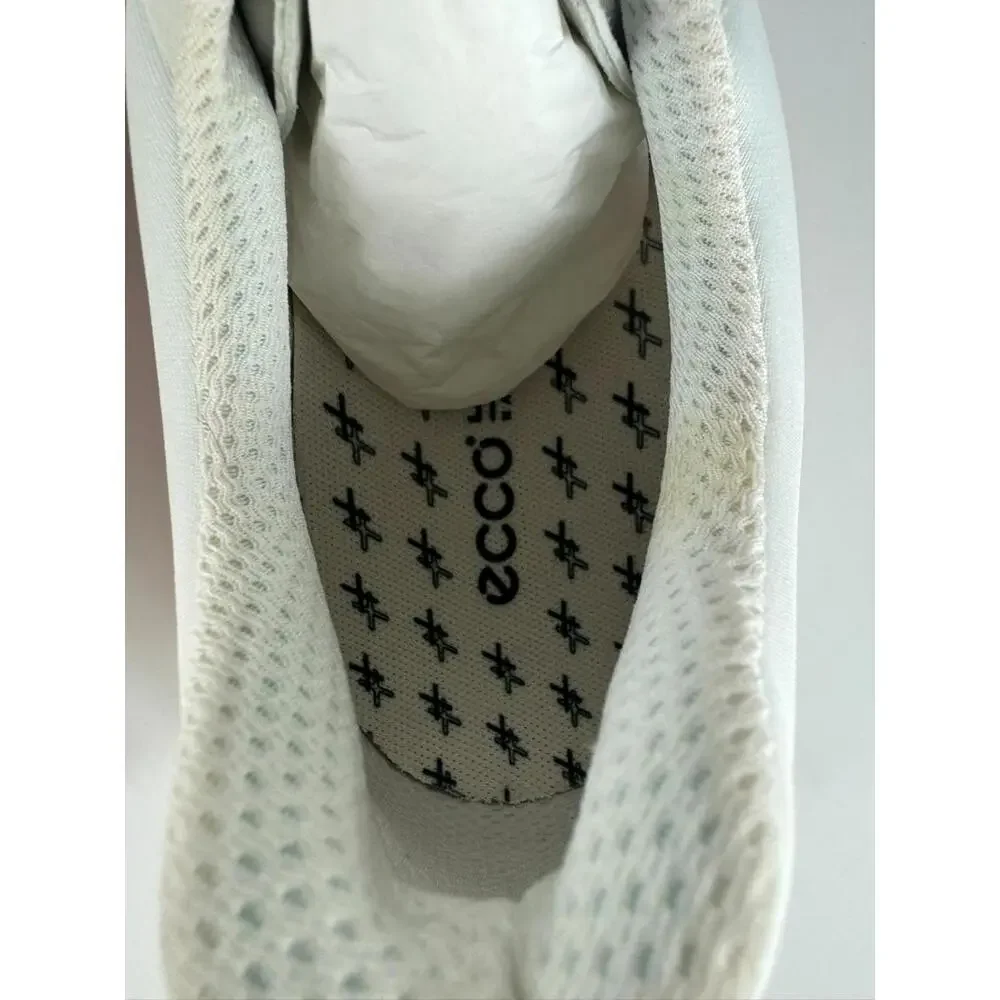 ECCO Biom 2.2 White Lavender Womens Athletic Fuidform Sneaker EU 42 US 11/11.5